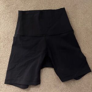 Lululemon high rise align shorts 6”